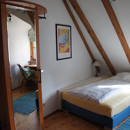 Hotel Schwarzer Adler Erlangen Phòng bức ảnh